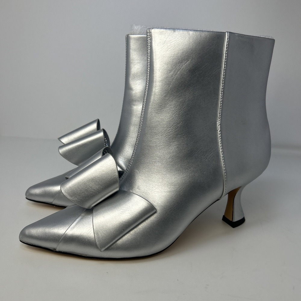 Coutgo Silver Bow Low Kitten‎ Heel Ankle Booties Pointed Toe Women's Size 7 New